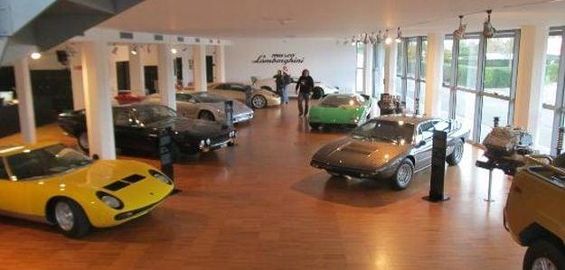 The Lamborgini museum at SantAgata Bolognese can now be viewed from your desktop, tablet or mobile using the Google Map App