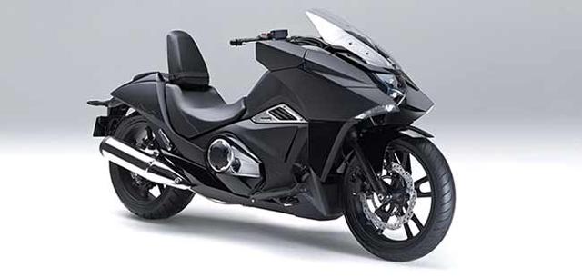 Honda has just unveiled a futuristic cruiser and has named it the NM4 Vultus. The Japanese company has used the same 745cc parallel-twin engine as its NC750 range and put it into this bike.