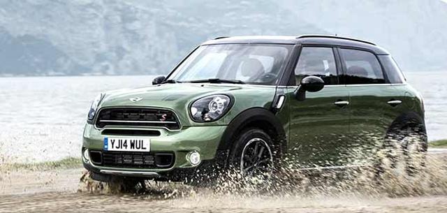 MINI has officially unveiled the 2015 Countryman ahead of its debut at the New York Auto show. The new Countryman sees styling changes that include a revised grille, LED day time running lights and restyled alloy wheels.