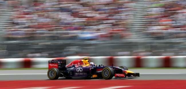 F1: Daniel Ricciardo Pips Rosberg to Win the Canadian Grand Prix