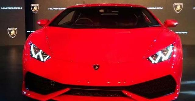 Automobili Lamborghini has launched the all-new Huracan in India and has priced it at Rs.3.43 crore. The Huracan LP 610-4 is the replacement for the Gallardo and has already attracted around 1000 buyers worldwide in just two months. Lamborghini brings the car to India now to add on to these sales figures.
