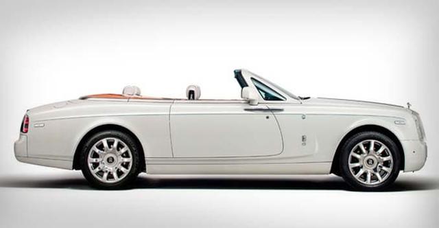 Rolls-Royce has revealed its latest Phantom Drophead Coupe variant, known as the Maharaja edition. The title obviously is taken from India, for it has had these rulers and the new Drophead has been inspired by the Golden Age of the Raja.