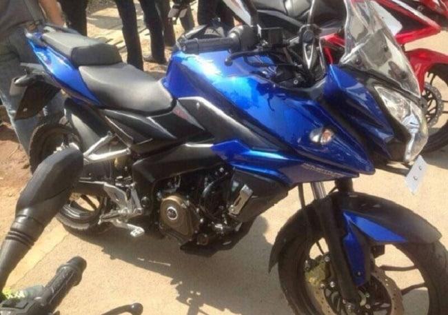Bajaj Auto that recently launched the Pulsar RS 200 in the Indian market, is now planning to launch another all new model under its Pulsar range on April 14, 2015. The bike this time will be the Pulsar 200 AS (Adventure Sport), which is based on the Pulsar 200 NS.