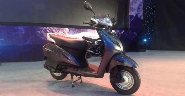 Honda Motorcycle & Scooter India (HMSI), which had earlier announced its plans to launch a mix of 10 refreshed and all new products in 2015, today unleashed a new business blitz for the financial year 2015 - 16. Instead of 10, the company will now bring-in 15 new models in 2015.