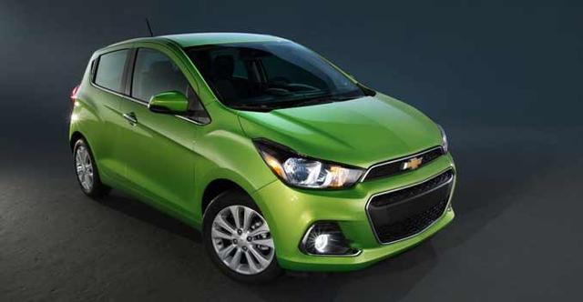 Chevrolet unveiled the 2016 Spark aka the Beat at the New York Auto Show. The company had teased the car recently and finally we get to see it in the flesh. The car will come to India next year and probably will be launched after the Delhi Auto Expo.