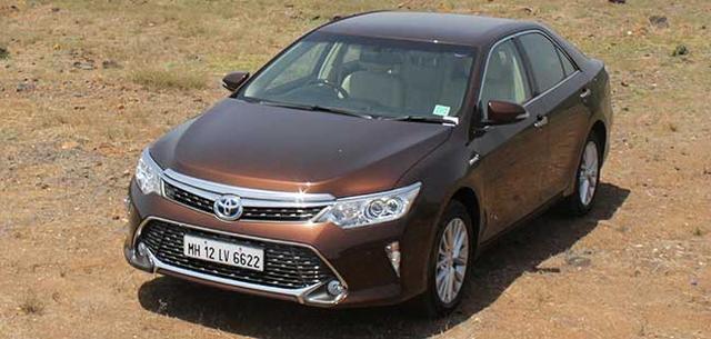 Toyota Camry Hybrid Price in Delhi Reduced By Up to Rs. 2.30 Lakh