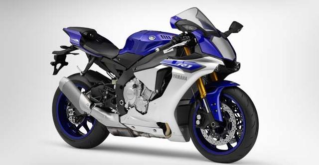 The memory of the Kawasaki H2 hasn't faded yet and now Yamaha comes out with a worthy contender. It's clearly raining superbikes in India. Yamaha Motor India today unveiled the much awaited YZF-R1 and R1M