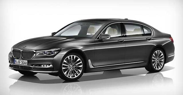 Well, after countless leaked photos, the company has officially unveiled the new 7-Series. The 7 series sports an evolutionary design on the exterior though people might say it is a bit too conservative.
