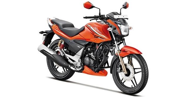 Unveiled at the 2014 Delhi Auto Expo, the Hero Xtreme Sports has been finally launched in the Indian market. Priced at Rs. 72,725 (ex-showroom, Delhi), the Xtreme Sports is claimed to be sportier and more powerful version of the regular Xtreme.