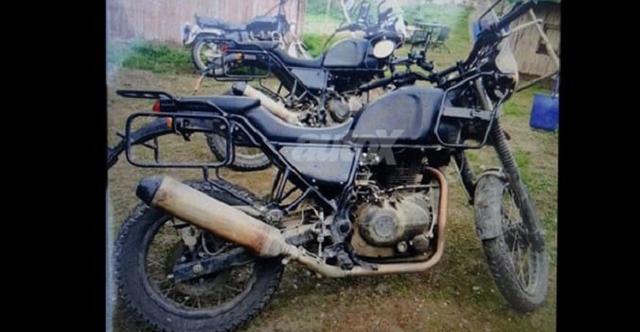 It's no secret that Royal Enfield is working on an adventure tourer - the Himalayan; the motorcycle has been on test for quite sometime now. Now a clearer test mule of the production-ready model has been spied by the folks at AutoX, revealing some interesting details about the bike.