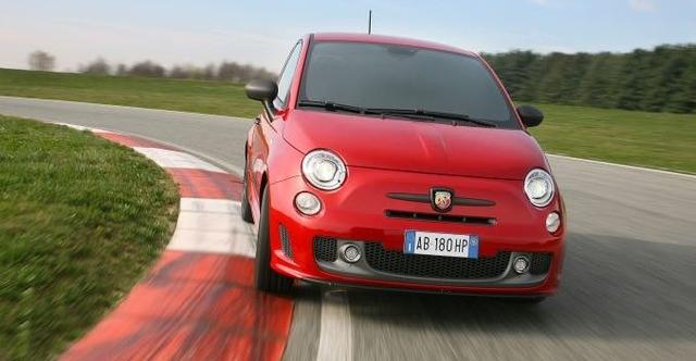 Fiat India finally launched the Abarth 595 Competizione in India for Rs. 29.85 lakh (ex-showroom, Delhi). The 3-door hatchback derives power from a 1.4-litre T-Jet motor that puts out 159bhp and 230Nm of maximum torque.