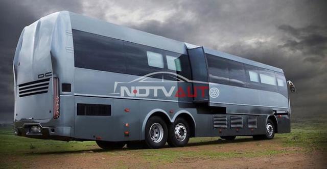 The likes of John Abraham, Sanjay Dutt, and Salman Khan can be deemed genuine automobile connoisseurs. Another person who can be counted in the same league is Shah Rukh Khan, and here's a look at his latest vanity van.