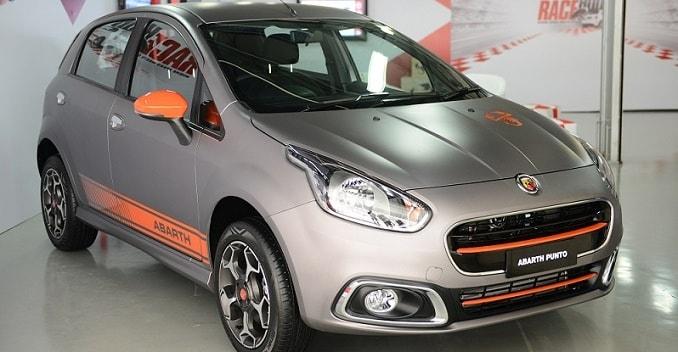 In a bid to lure auto enthusiasts of the country, Fiat India is planning to launch a more powerful versions of the Punto and Avventura under its performance brand 'Abarth'. Though the first to enter between these two will be the Abarth Punto Evo, as Fiat dealers have already started taking pre-orders for the car.