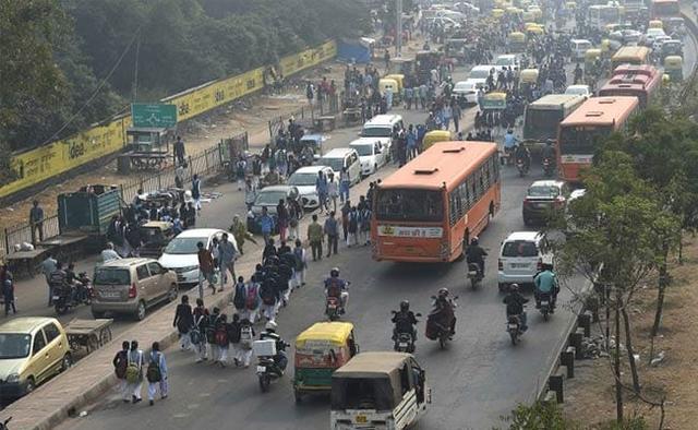 Odd-Even Formula to Keep Nearly 10 Lakh Private Vehicles Off Roads