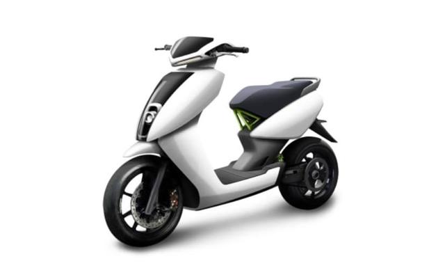 Banagalore-based tech startup company, Ather Energy, is currently in the process of developing India's first indigenous smart electric 2-wheeler called the Ather e-Scooter S340. The futuristic looking electric scooter will be unveiled in Bangalore tomorrow.