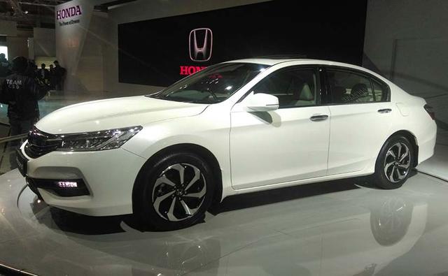 The Honda Accord Hybrid has been unveiled in India at the 2016 Delhi Auto Expo as the Accord brand is set to make a comeback into the country.