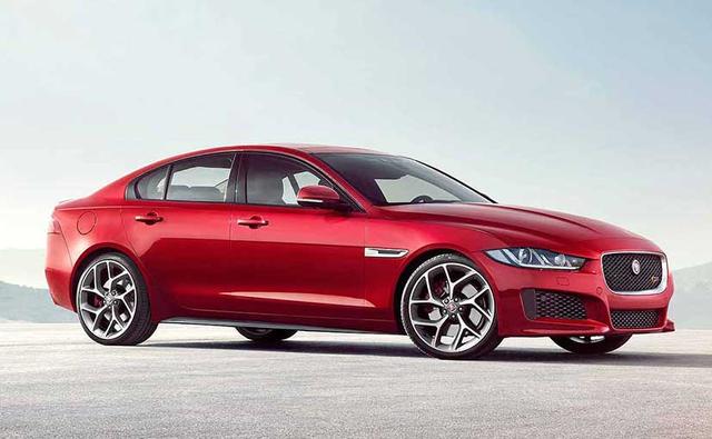 The Jaguar XE beat out the very capable new-gen Audi A4 to win the Premium Compact Sedan of the Year for 2017. Here's everything you need to know about it.