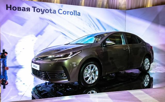 2017 Toyota Corolla Altis facelift has made its global debut in Russia and is set to go on sale later this fiscal or early 2017.