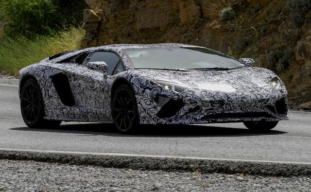 Lamborghini Aventador Facelift Spotted Testing