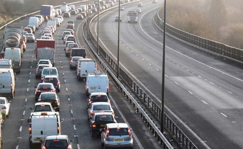 London To Introduce New Daily Fee For Polluting Cars