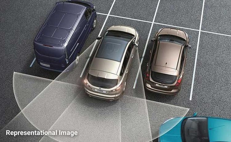 The government of India will soon make rear view sensors or backup camera's mandatory on all new vehicles as its latest endeavour to ensure road safety in India.