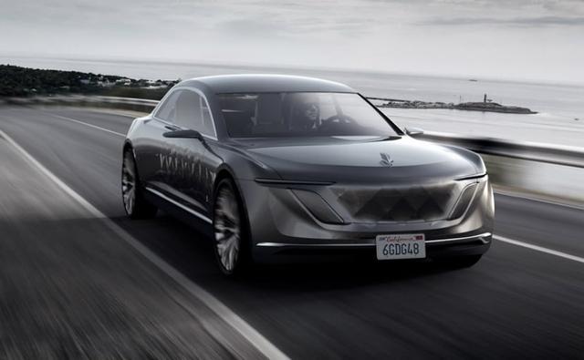 a Polish startup named Varsovia Motor Company has published a handful of computer-generated images that preview an ultra-luxurious sedan. It's called the Varsovia and it's designed in Poland. From what we can see, it's a long, stately, four-door sedan and has a scale-like finish on the sides.