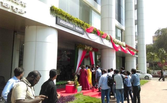 Expanding its presence in the country, Italian bike maker Benelli inaugurated its 18th dealership in the country today located in the Jogeshwari suburb of Mumbai. The manufacturer is one of the fastest growing motorcycle brands in the country and has been actively expanding pan India ever since it first arrived to the market in March 2015.