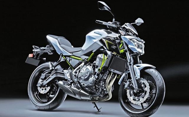 After a quick reveal in images at INTERMOT last month, Kawasaki has officially unveiled the new Z650 and Z900 street-fighter bikes at EICMA in Milan. Both the Z650 and Z900 are replacements to current ER-6n and Z800 in the bike maker's line-up and get updated with more power, improved styling and revised underpinnings.