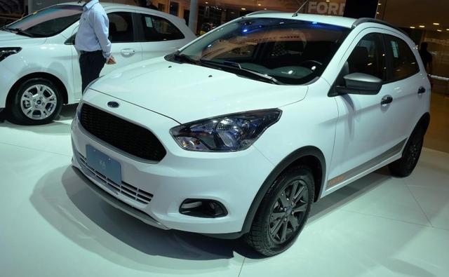 Much like India, the Brazilian market too fancies the idea of compact crossovers. No wonder then, Ford has unveiled the Ka Trail crossover at the 2016 Sao Paulo International Auto Show, one of the more interesting models at the American automaker's pavilion.