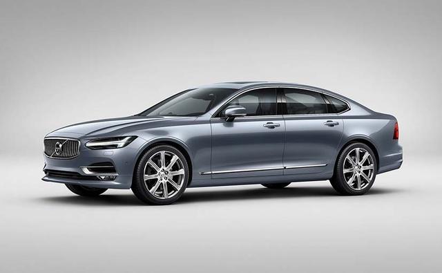 Inspired by the gorgeous Volvo P1800 sports car from the 60s, the S90 clearly stands out on the road.