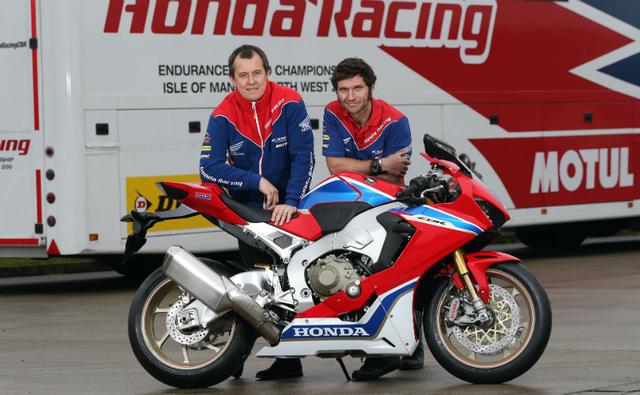 Road racing legend Guy Martin dropped a bomb when he announced his comeback in the 2017 Isle of Man TT and that too with the Honda Racing Team, who already have John McGuiness on board. McGuiness has won the Isle of Man TT a record 23 times and is considered to be one of the greatest ever to have raced at the Isle of Man. Both these greats will be piloting the all-new Honda CBR1000RR Fireblade SP2.