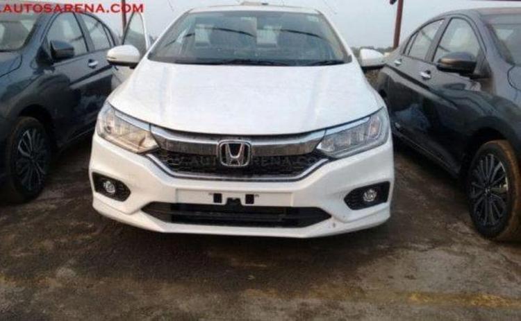 2017 Honda City Facelift Top-End Variant Spotted At Dealership Yard In India