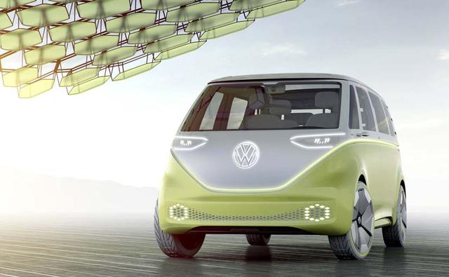 We took one look at the teaser and we told you that Volkswagens second I.D. concept would most likely be a Microbus and well, the pictures say it all. Its called the I.D. Buzz and its a follow-up to the Budd-e concept unveiled last year. Volkswagens I.D. Buzz is a high-tech Microbus of the future with an all-electric powertrain and autonomous driving capabilities.