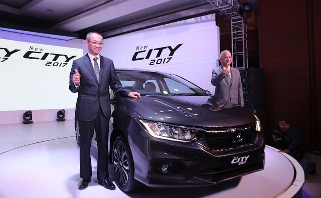 The 2017 Honda City facelift has clocked over 5000 bookings, the company announced at its launch. Honda Cars India confirmed that the City facelift clocked the bookings within 12 days since order books opened with over 70 per cent of the bookings being made for the petrol variant.