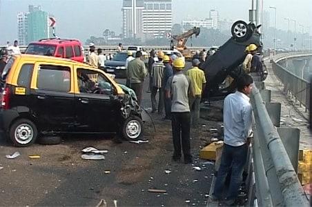 In a bid to control the ever-increasing road fatalities in India, the Government of India is planning to impose stricter traffic rules under the new Motor Vehicle Act. The GOI is on its way to introduce higher fines and penalty points in case of traffic law violations.