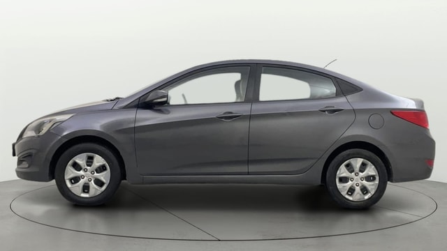 View Hyundai Verna Image 2 Used Hyundai Verna Image 2