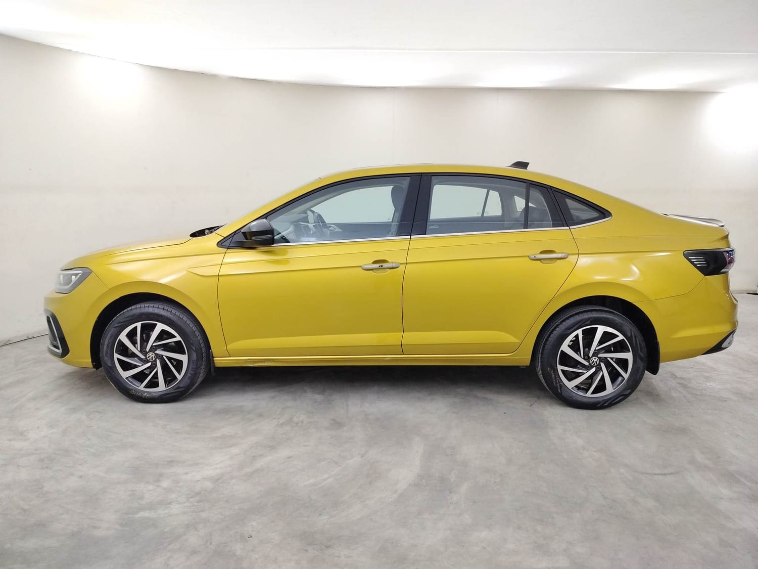 Used 2022 Volkswagen Virtus Used 2022 Volkswagen Virtus