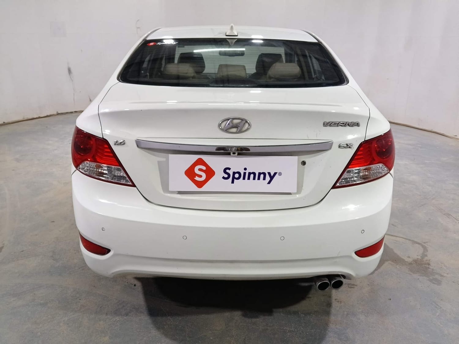 View 2013 Hyundai Fluidic Verna 1.6 CRDI SX Image 4 Used 2013 Hyundai Fluidic Verna 1.6 CRDI SX Image 4