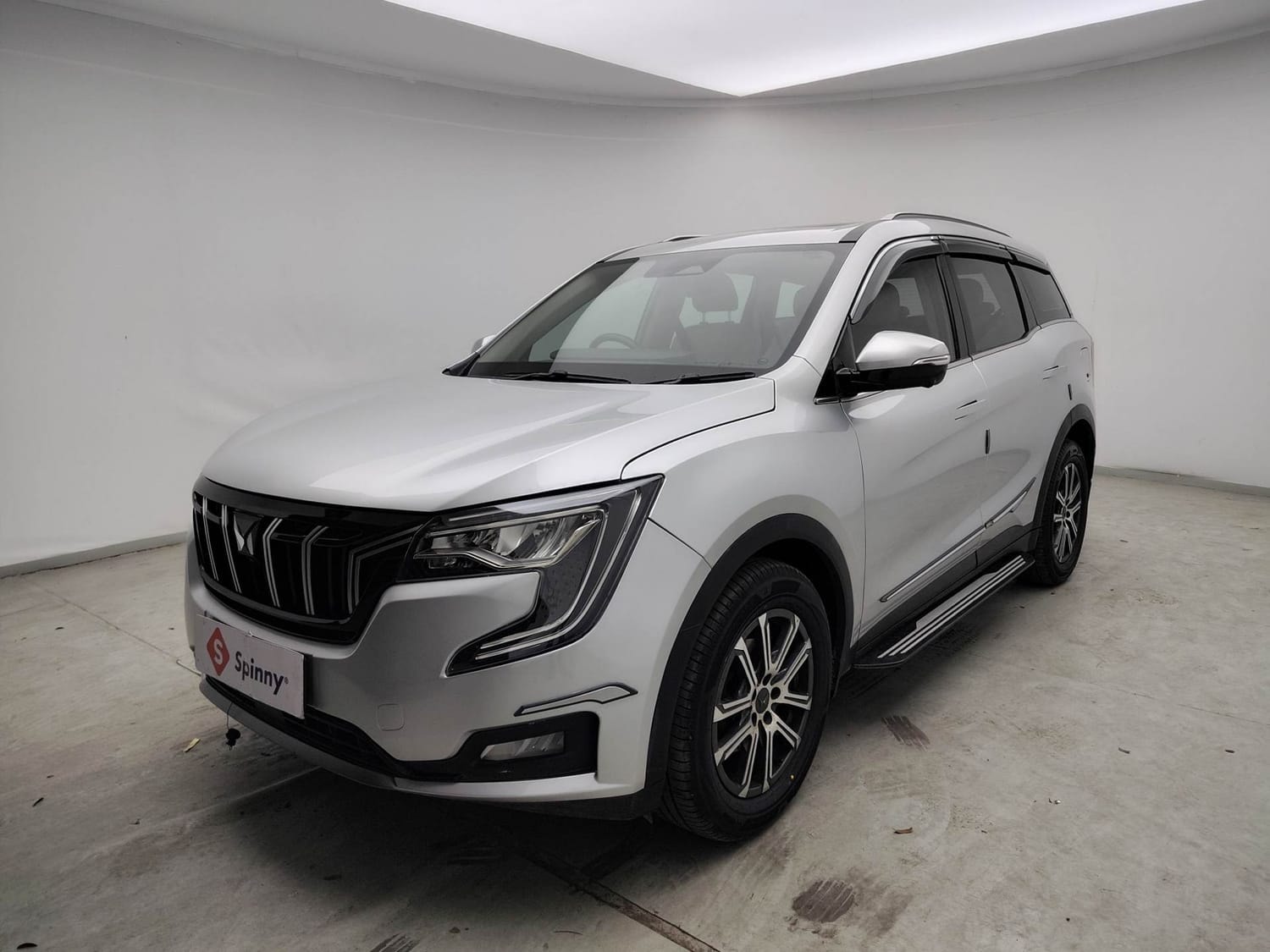 Used 2023 Mahindra XUV700 Used 2023 Mahindra XUV700