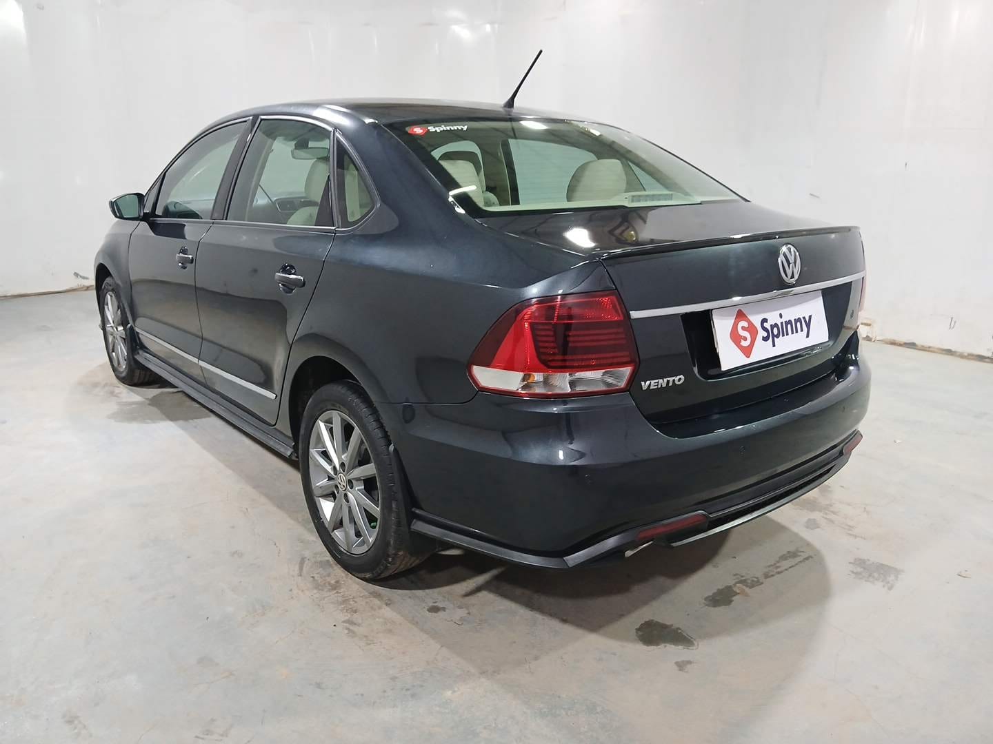 View 2020 Volkswagen Vento 1.0 L TSI Highline Plus Petrol AT Image 3 Used 2020 Volkswagen Vento 1.0 L TSI Highline Plus Petrol AT Image 3