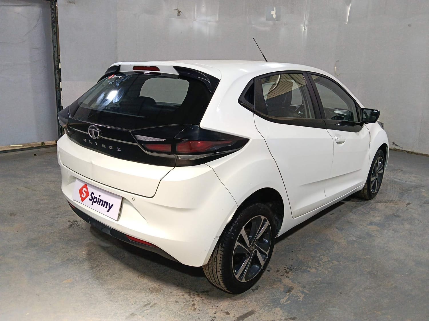 View 2020 Tata Altroz XE Rhytm Petrol Image 5 Used 2020 Tata Altroz XE Rhytm Petrol Image 5