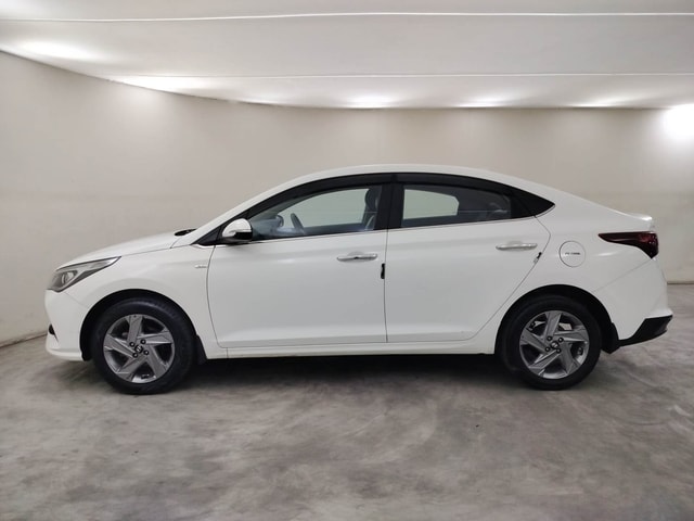 View Hyundai Verna Image 2 Used Hyundai Verna Image 2