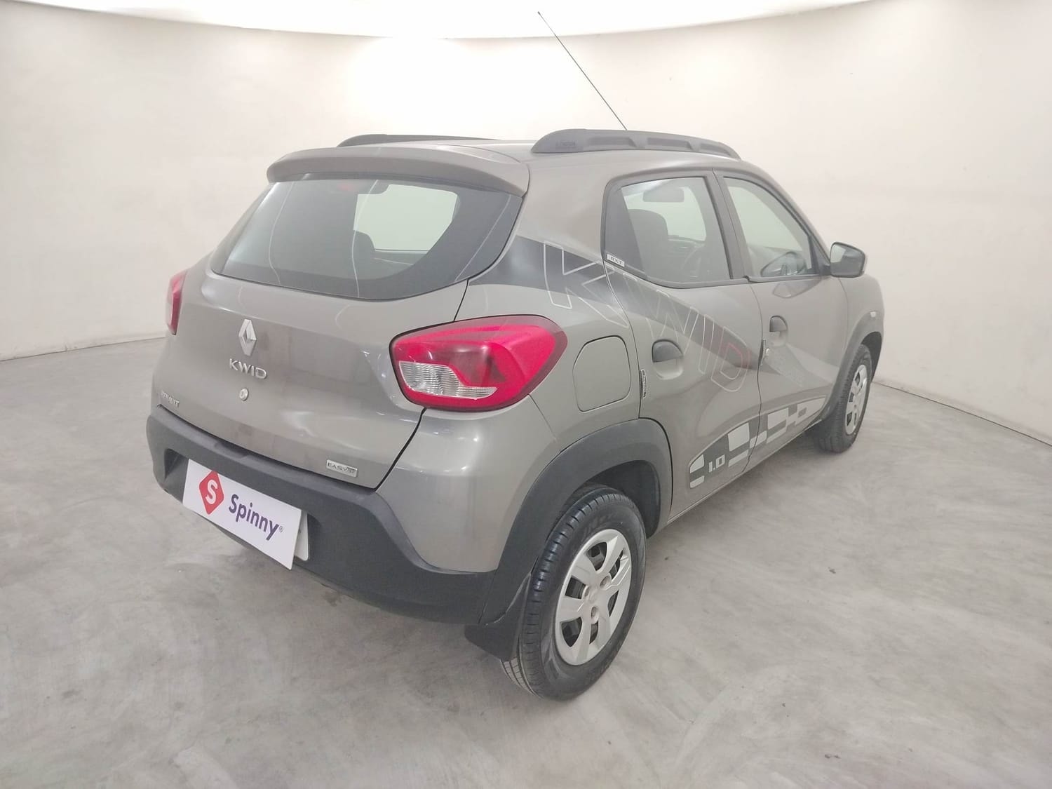 View 2017 Renault Kwid RXL 1.0 AMT BS IV Image 5 Used 2017 Renault Kwid RXL 1.0 AMT BS IV Image 5
