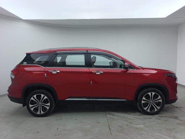 View MG Hector Plus Image 6 Used MG Hector Plus Image 6