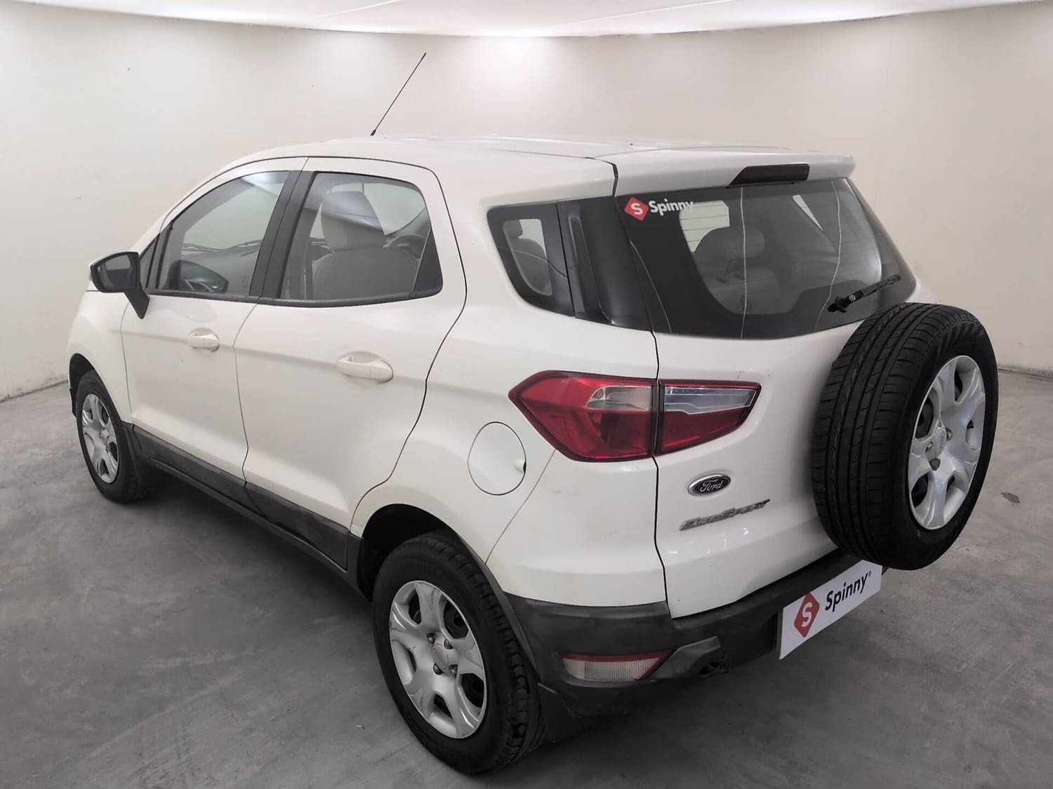 View 2016 Ford EcoSport 1.5 TDCi Diesel Trend BS IV Image 3 Used 2016 Ford EcoSport 1.5 TDCi Diesel Trend BS IV Image 3