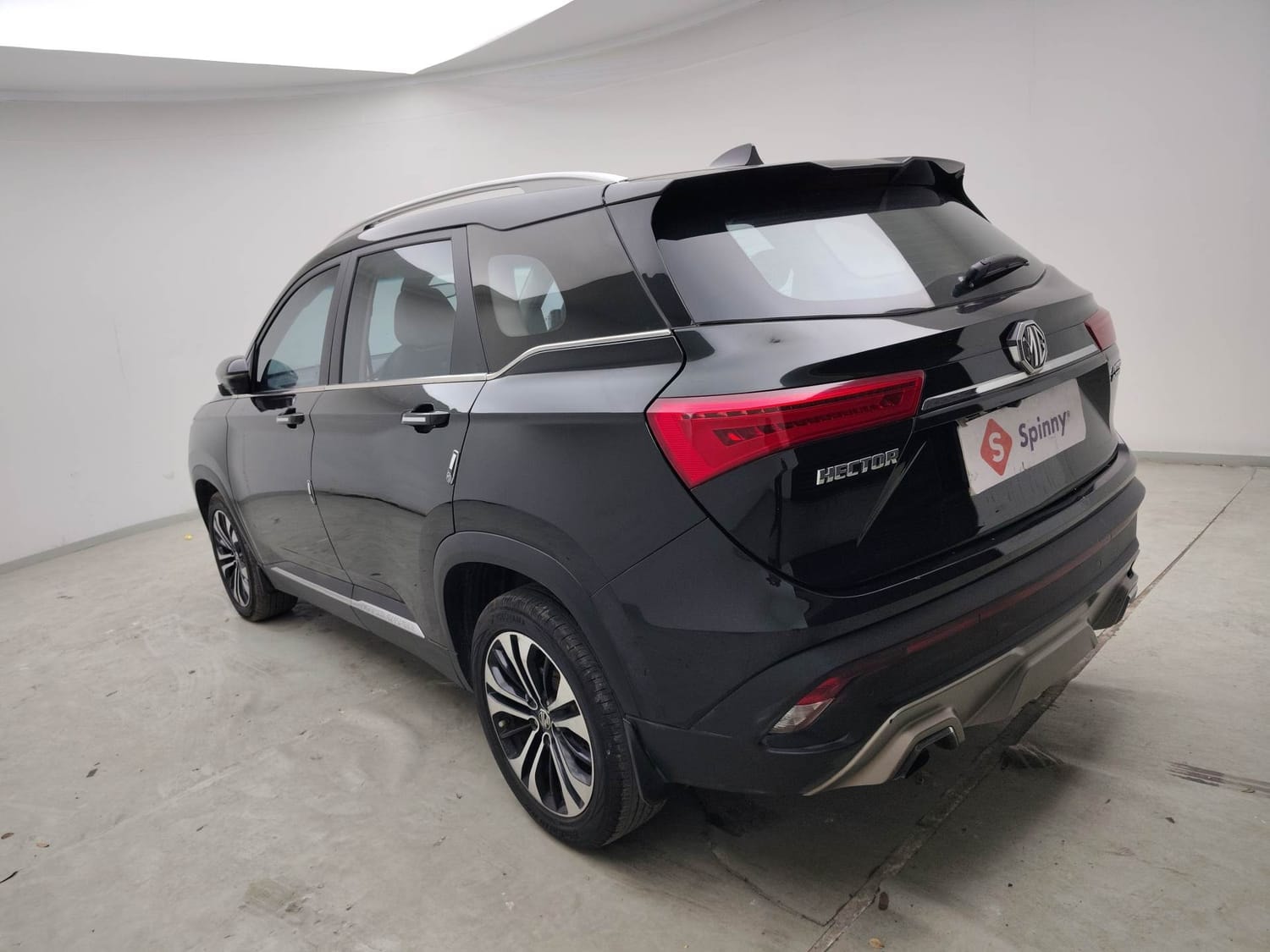 View 2022 MG Hector Sharp Diesel BS IV Image 3 Used 2022 MG Hector Sharp Diesel BS IV Image 3