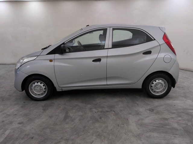 View Hyundai EON Image 2 Used Hyundai EON Image 2