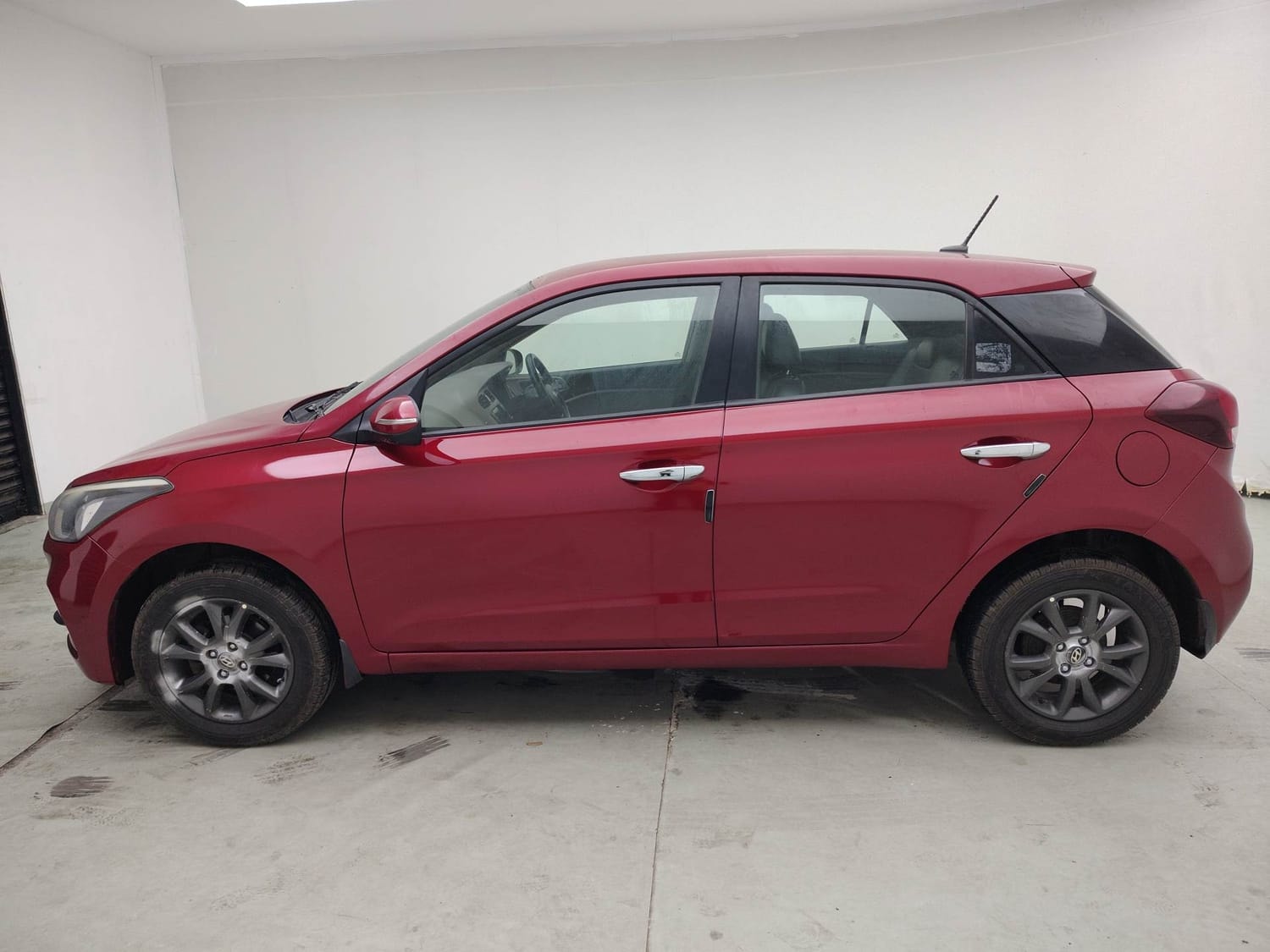 View 2019 Hyundai Elite i20 1.2 Sportz Plus Petrol Image 2 Used 2019 Hyundai Elite i20 1.2 Sportz Plus Petrol Image 2