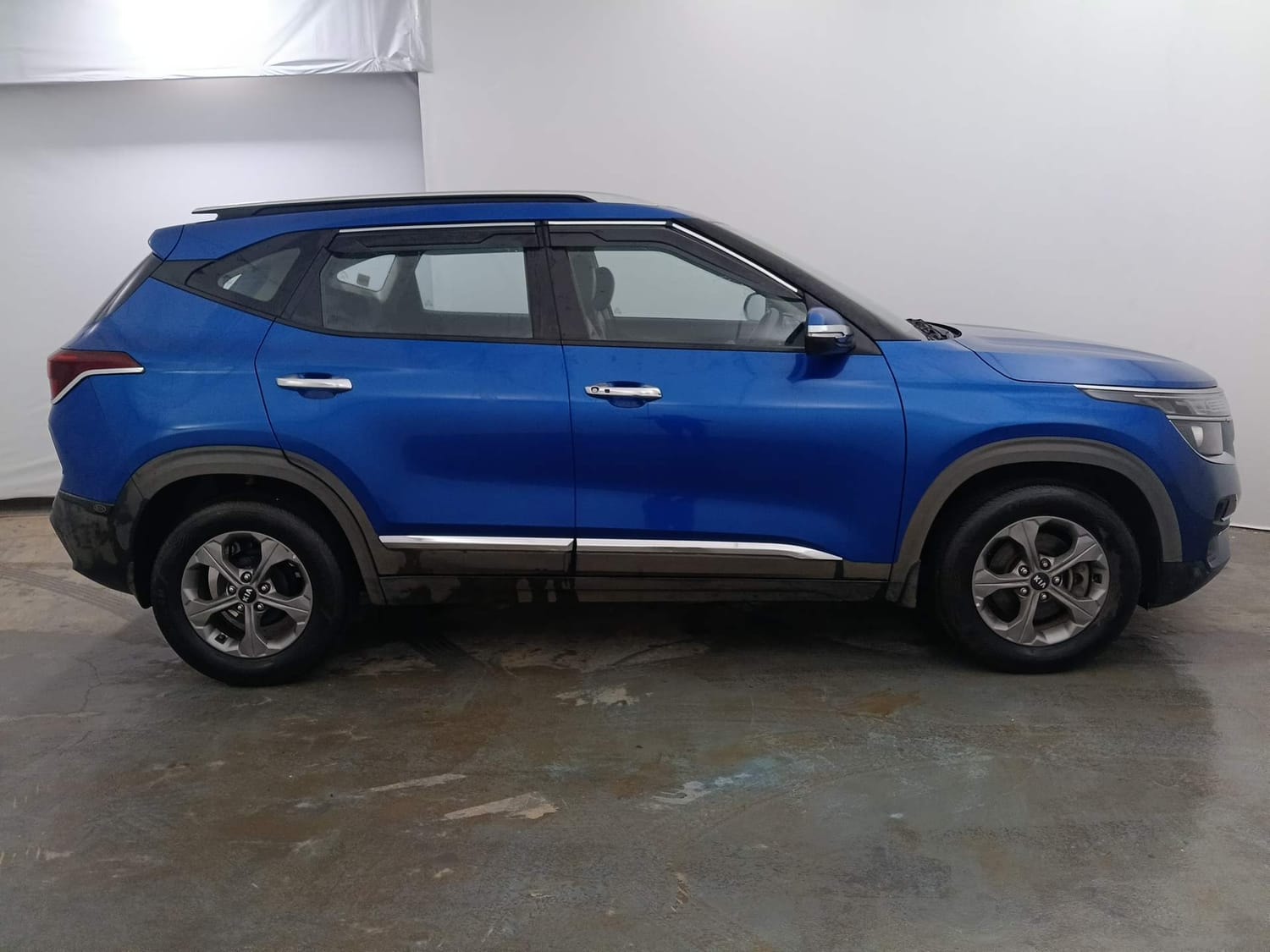 View 2019 Kia Seltos Smartstream G1.5 6MT HTK Plus Image 6 Used 2019 Kia Seltos Smartstream G1.5 6MT HTK Plus Image 6