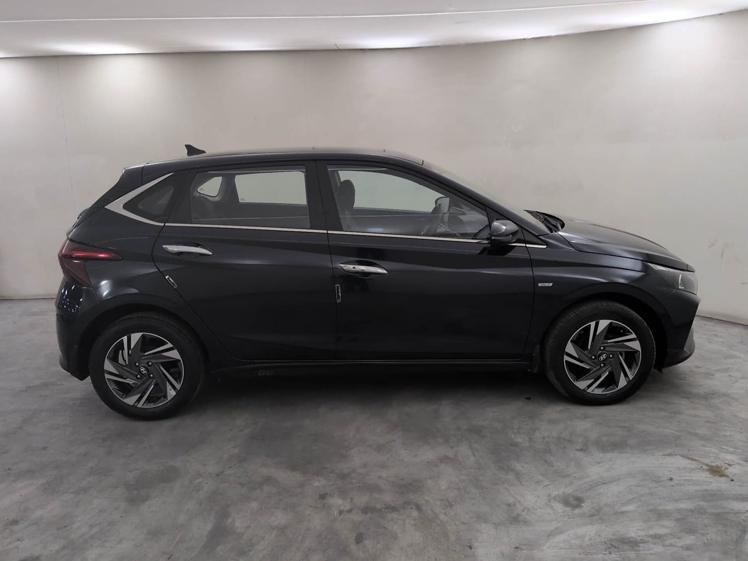 View 2023 Hyundai Elite i20 1.0 Asta Option DCT Petrol Image 6 Used 2023 Hyundai Elite i20 1.0 Asta Option DCT Petrol Image 6